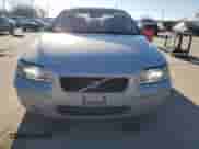 2005 Volvo S60 с VIN YV1RH592X52432120, выставлен на аукционе Copart как лот 87060804 с пробегом 126 237 миль миль и Чистый • Clean title. История ставок и продаж доступна на DreamBid. Изображение 5.