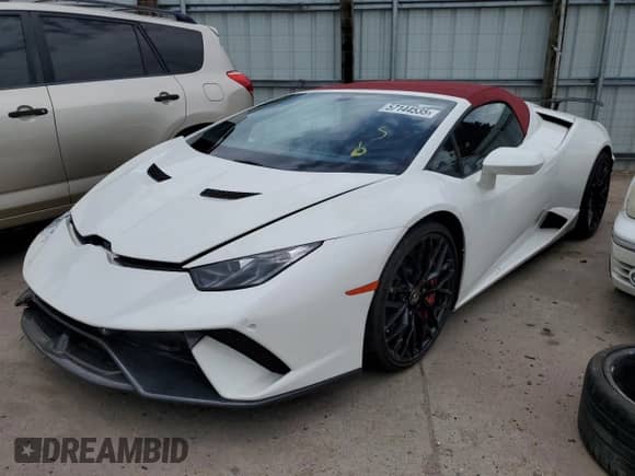 2016 Lamborghini Huracan LP 610-4 with VIN ZHWUR1ZF0GLA05142, listed as a Copart auction lot 57144535 with 38,180 mi miles and Salvage title. Bid and sale history available at DreamBid. Image 1.