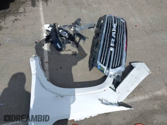 2022 Ram 1500 Laramie z VIN 1C6SRFJT1NN380915, wystawiony jako IAAI lot #43357111 z przebiegiem 34 828 mil mil oraz . Historia ofert i sprzedaży dostępna na DreamBid. Obrazek 12.