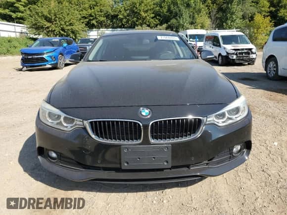 2015 BMW 4 Series 428i xDrive z VIN WBA4C9C54FD331327, wystawiony jako Copart lot #71968405 z przebiegiem 95 261 mil mil oraz Czysty tytuł • Clean title. Historia ofert i sprzedaży dostępna na DreamBid. Obrazek 5.