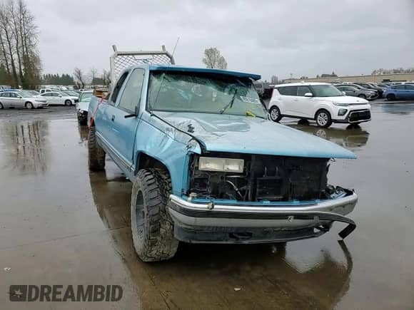 1995 Chevrolet Silverado 2500 с VIN 2GCFK29K9S1107351, выставлен на аукционе Copart как лот 49819485 с пробегом Не указан миль и Списание • Salvage title. История ставок и продаж доступна на DreamBid. Изображение 11.