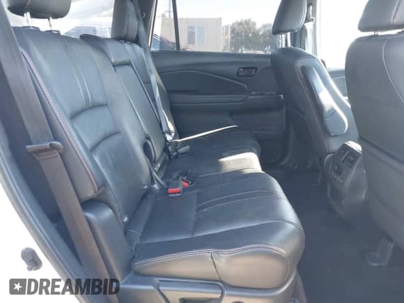 2022 Honda Pilot TrailSport with VIN 5FNYF6H83NB075881, listed as a IAAI auction lot 41262606 with Not provided miles and . Bid and sale history available at DreamBid. Image 8.