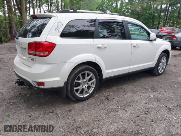 2015 Dodge Journey SXT с VIN 3C4PDCCG2FT690956, выставлен на аукционе IAAI как лот 42515701 с пробегом 145 676 миль миль и . История ставок и продаж доступна на DreamBid. Изображение 4.
