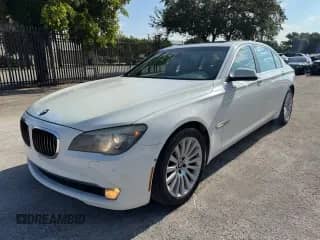 2009 BMW 7 Series 750Li with VIN WBAKB83589CY61637, listed as a Copart auction lot 70282265 with 120,594 mi miles and Clean title. Bid and sale history available at DreamBid. Image 1.
