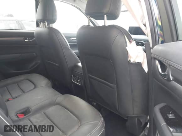 2024 Mazda CX-5 S Preferred z VIN JM3KFBCL5R0447856, wystawiony jako IAAI lot #42258571 z przebiegiem 7 242 mil mil oraz . Historia ofert i sprzedaży dostępna na DreamBid. Obrazek 8.