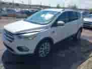 2017 Ford Escape Titanium с VIN 1FMCU0JD8HUB15366, выставлен на аукционе IAAI как лот 43073151 с пробегом 175 212 миль миль и . История ставок и продаж доступна на DreamBid. Изображение 17.