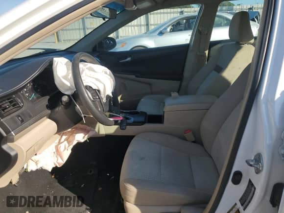 2013 Toyota Camry L с VIN 4T1BF1FK9DU675216, выставлен на аукционе Copart как лот 82206615 с пробегом 228 607 миль миль и Списание • Salvage title. История ставок и продаж доступна на DreamBid. Изображение 7.