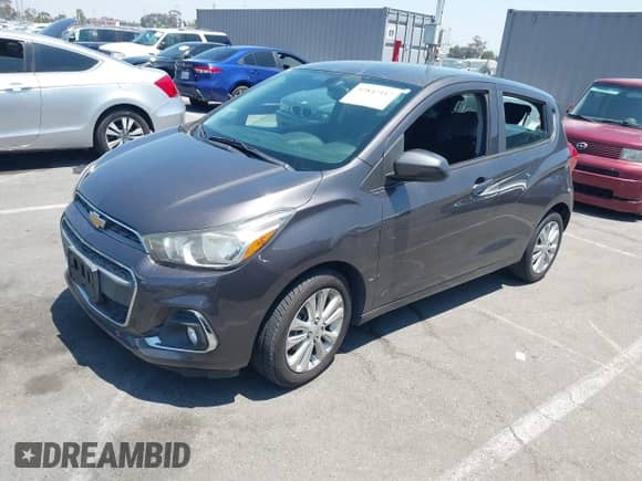 2016 Chevrolet Spark LT z VIN KL8CD6SA4GC613802, wystawiony jako IAAI lot #42842447 z przebiegiem 39 563 mil mil oraz . Historia ofert i sprzedaży dostępna na DreamBid. Obrazek 2.