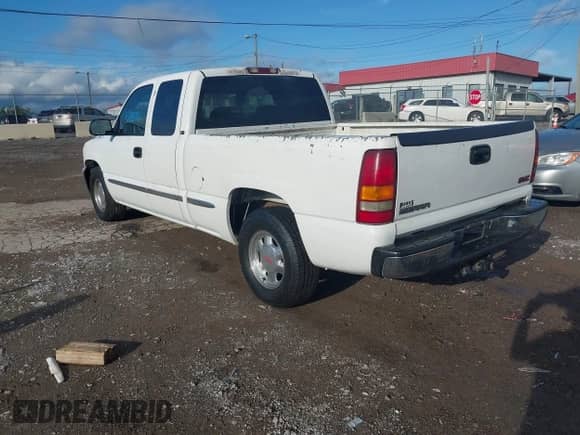 2000 GMC Sierra 1500 SLE with VIN 2GTEC19T2Y1294078, listed as a IAAI auction lot 43390785 with 363,518 mi miles and . Bid and sale history available at DreamBid. Image 3.