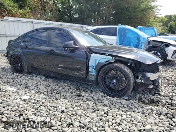 2018 BMW M3 CS с VIN WBS8M9C57J5J79525, выставлен на аукционе Copart как лот 68138735 с пробегом 46 447 миль миль и Списание • Salvage title. История ставок и продаж доступна на DreamBid. Изображение 4.