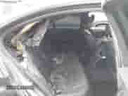 2012 BMW 3 Series 328i z VIN WBA3C1C51CF433522, wystawiony jako IAAI lot #43453900 z przebiegiem Nie podano mil oraz . Historia ofert i sprzedaży dostępna na DreamBid. Obrazek 8.