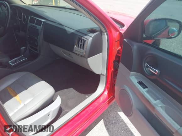2007 Dodge Magnum with VIN 2D4FV47V07H842429, listed as a IAAI auction lot 42954480 with 244,613 mi miles and . Bid and sale history available at DreamBid. Image 5.