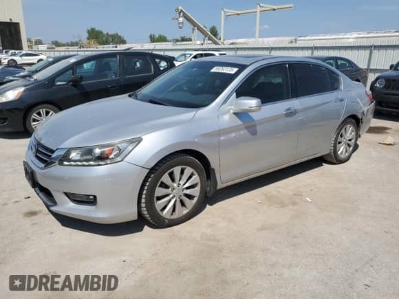 2014 Honda Accord EX-L with VIN 1HGCR3F83EA029545, listed as a Copart auction lot 69263135 with 135,347 mi miles and Salvage title. Bid and sale history available at DreamBid. Image 1.