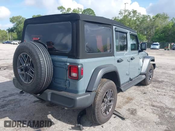 2024 Jeep Wrangler Willys с VIN 1C4PJXDG8RW334590, выставлен на аукционе IAAI как лот 42483813 с пробегом 8 575 миль миль и . История ставок и продаж доступна на DreamBid. Изображение 4.