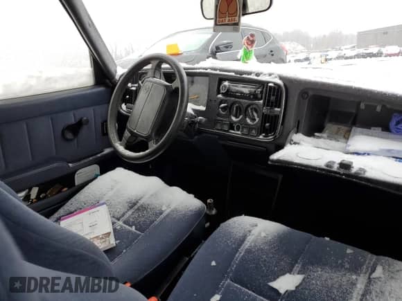 1991 Saab 900 с VIN YS3AK45E3M7000204, выставлен на аукционе Copart как лот 43569965 с пробегом 344 784 миль миль и Списание • Salvage title. История ставок и продаж доступна на DreamBid. Изображение 8.