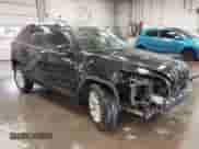 2014 Jeep Cherokee Latitude с VIN 1C4PJMCS0EW265280, выставлен на аукционе IAAI как лот 43170602 с пробегом 113 691 миль миль и . История ставок и продаж доступна на DreamBid. Изображение 1.