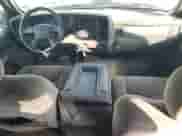 2006 Chevrolet Silverado 1500HD LT2 z VIN 1GCGK13U76F124267, wystawiony jako Copart lot #44470355 z przebiegiem 153 343 mil mil oraz Czysty tytuł • Clean title. Historia ofert i sprzedaży dostępna na DreamBid. Obrazek 8.