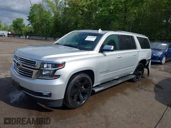 2018 Chevrolet Suburban Premier z VIN 1GNSKJKC8JR382279, wystawiony jako IAAI lot #42129937 z przebiegiem 107 799 mil mil oraz . Historia ofert i sprzedaży dostępna na DreamBid. Obrazek 17.