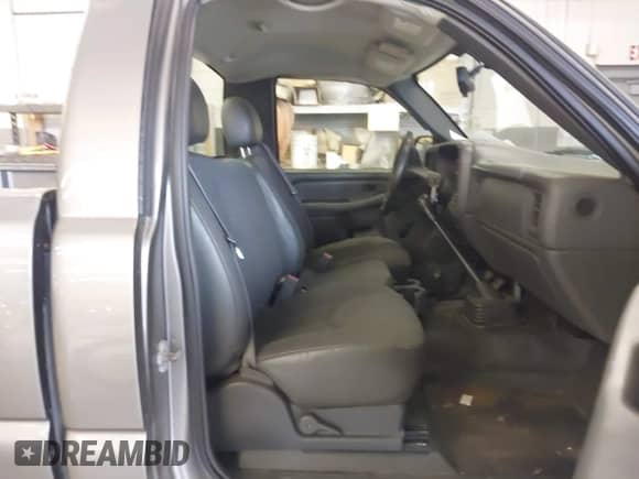 2007 GMC Sierra 1500 Work Truck with VIN 1GTEK14X27Z167561, listed as a IAAI auction lot 43533084 with 120,634 mi miles and . Bid and sale history available at DreamBid. Image 8.