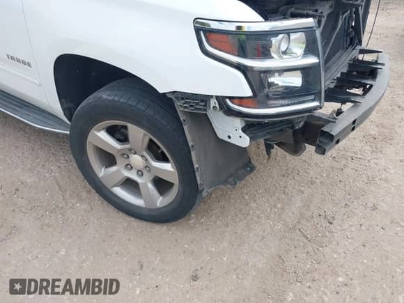 2017 Chevrolet Tahoe Premier z VIN 1GNSCCKC8HR255664, wystawiony jako IAAI lot #42020480 z przebiegiem 97 968 mil mil oraz . Historia ofert i sprzedaży dostępna na DreamBid. Obrazek 20.