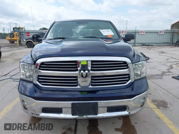 2017 Ram 1500 Lone Star z VIN 1C6RR6LT6HS613933, wystawiony jako IAAI lot #42725804 z przebiegiem 144 550 mil mil oraz . Historia ofert i sprzedaży dostępna na DreamBid. Obrazek 13.