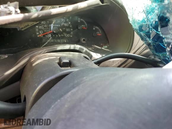 2003 Ford Econoline Cargo z VIN 1FMNE31S73HA88751, wystawiony jako Copart lot #59338795 z przebiegiem 370 380 mil mil oraz Szkoda całkowita • Salvage title. Historia ofert i sprzedaży dostępna na DreamBid. Obrazek 9.