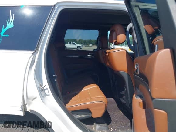 2017 Jeep Grand Cherokee Summit с VIN 1C4RJFJT8HC818294, выставлен на аукционе IAAI как лот 43144256 с пробегом 185 366 миль миль и . История ставок и продаж доступна на DreamBid. Изображение 8.