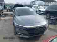 2018 Honda Accord EX z VIN 1HGCV3F41JA011404, wystawiony jako IAAI lot #41495966 z przebiegiem 128 887 mil mil oraz . Historia ofert i sprzedaży dostępna na DreamBid. Obrazek 12.