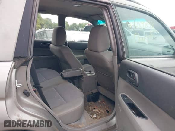 2006 Subaru Forester X with VIN JF1SG63676G700370, listed as a IAAI auction lot 43289838 with 176,695 mi miles and . Bid and sale history available at DreamBid. Image 8.