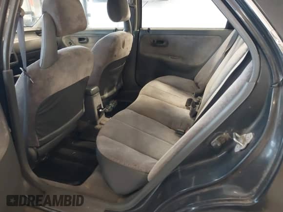 1992 Honda Civic z VIN 1HGEG865XNL071281, wystawiony jako IAAI lot #41605452 z przebiegiem 169 104 mil mil oraz . Historia ofert i sprzedaży dostępna na DreamBid. Obrazek 8.