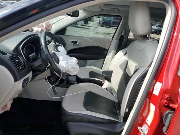 2021 Jeep Compass Limited z VIN 3C4NJCCB7MT604087, wystawiony jako Copart lot #64212565 z przebiegiem 83 513 mil mil oraz Szkoda całkowita • Salvage title. Historia ofert i sprzedaży dostępna na DreamBid. Obrazek 7.
