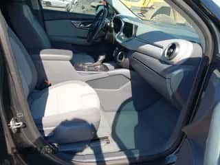 2020 Chevrolet Blazer LT с VIN 3GNKBCRS6LS539462, выставлен на аукционе IAAI как лот 42934199 с пробегом 60 114 миль миль и . История ставок и продаж доступна на DreamBid. Изображение 5.