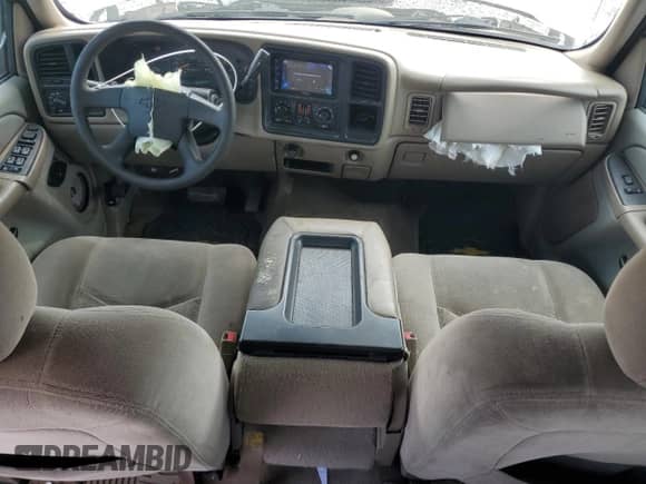 2007 Chevrolet Silverado 1500 LS with VIN 2GCEC13V071126271, listed as a Copart auction lot 68864375 with 155,833 mi miles and Salvage title. Bid and sale history available at DreamBid. Image 8.