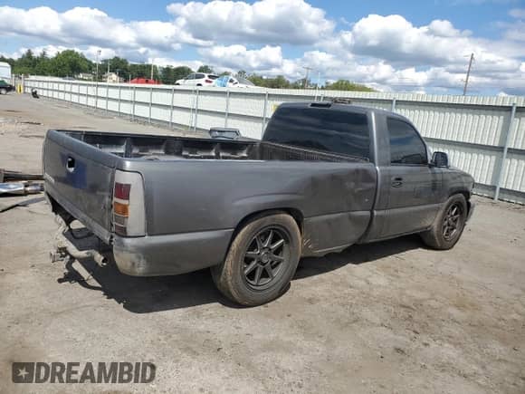 2002 GMC Sierra 1500 SL с VIN 1GTEC14V02Z275407, выставлен на аукционе Copart как лот 71104635 с пробегом 224 294 миль миль и Списание • Salvage title. История ставок и продаж доступна на DreamBid. Изображение 3.