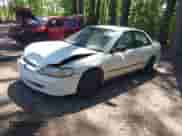 2000 Honda Accord LX с VIN JHMCG5641YC040581, выставлен на аукционе IAAI как лот 42132897 с пробегом 178 378 миль миль и . История ставок и продаж доступна на DreamBid. Изображение 2.