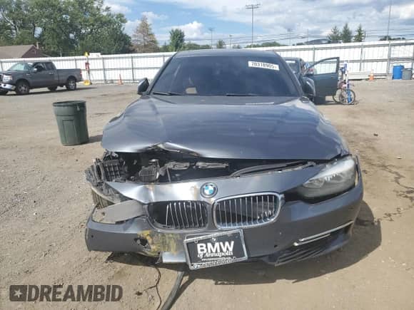 2013 BMW 3 Series 328i xDrive with VIN WBA3B3C54DF536773, listed as a Copart auction lot 70318905 with Not provided miles and Salvage title. Bid and sale history available at DreamBid. Image 5.