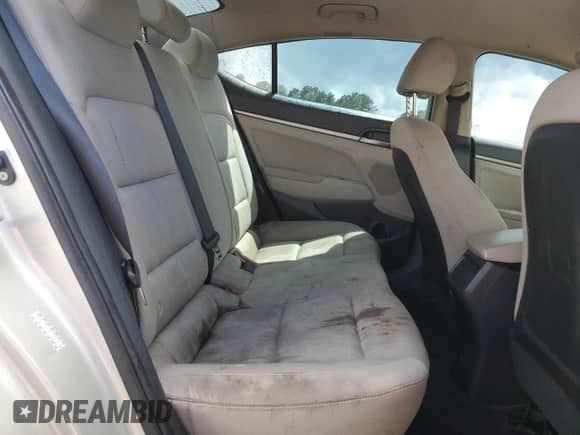 2017 Hyundai Elantra SE с VIN KMHD74LF2HU077716, выставлен на аукционе Copart как лот 68753915 с пробегом 239 227 миль миль и Списание • Salvage title. История ставок и продаж доступна на DreamBid. Изображение 10.