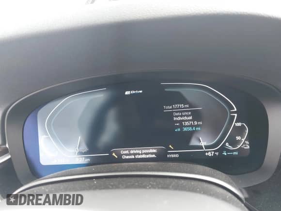 2023 BMW 5 Series 530e с VIN WBA13AG09PCM41820, выставлен на аукционе IAAI как лот 42409541 с пробегом 17 715 миль миль и . История ставок и продаж доступна на DreamBid. Изображение 7.