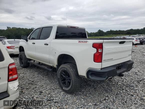 2020 Chevrolet Silverado 1500 Custom Trail Boss with VIN 1GCPYCEFXLZ151238, listed as a Copart auction lot 70755055 with 66,021 mi miles and Salvage title. Bid and sale history available at DreamBid. Image 2.