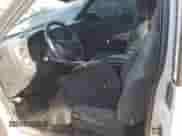 2001 Chevrolet S-10 LS Xtreme z VIN 1GCCS19W518120657, wystawiony jako Copart lot #70318315 z przebiegiem 85 609 mil mil oraz Szkoda całkowita • Salvage title. Historia ofert i sprzedaży dostępna na DreamBid. Obrazek 7.
