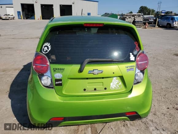 2015 Chevrolet Spark LS z VIN KL8CB6S97FC797935, wystawiony jako Copart lot #85173805 z przebiegiem 156 645 mil mil oraz Szkoda całkowita • Salvage title. Historia ofert i sprzedaży dostępna na DreamBid. Obrazek 6.