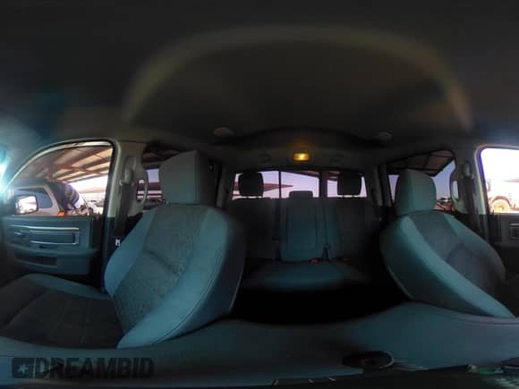 2014 Ram 1500 Big Horn z VIN 1C6RR7LT1ES158734, wystawiony jako IAAI lot #42632086 z przebiegiem 128 637 mil mil oraz . Historia ofert i sprzedaży dostępna na DreamBid. Obrazek 18.