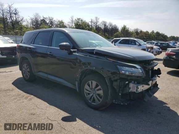 2024 Nissan Pathfinder S with VIN 5N1DR3AC5RC316602, listed as a Copart auction lot 68139305 with 10,804 mi miles and Salvage title. Bid and sale history available at DreamBid. Image 4.