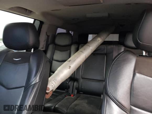 2016 Cadillac Escalade ESV Luxury Collection с VIN 1GYS3HKJ0GR424007, выставлен на аукционе Copart как лот 53545305 с пробегом 127 440 миль миль и На запчасти • Non repairable. История ставок и продаж доступна на DreamBid. Изображение 10.