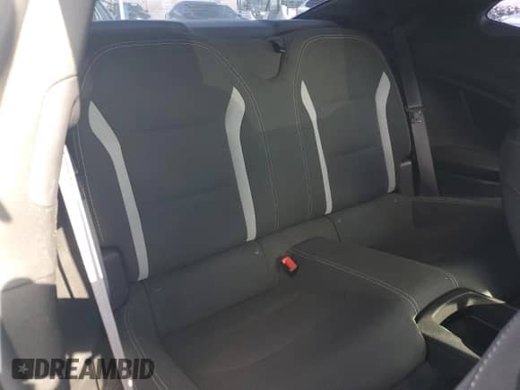 2018 Chevrolet Camaro 1LS с VIN 1G1FA1RX4J0107348, выставлен на аукционе Copart как лот 61759085 с пробегом 55 602 миль миль и Списание • Salvage title. История ставок и продаж доступна на DreamBid. Изображение 10.