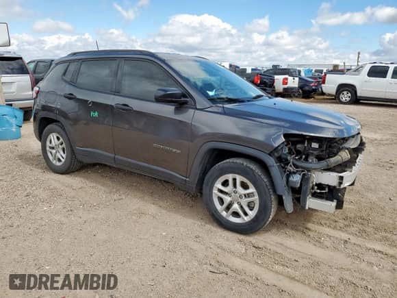 2017 Jeep Compass Sport with VIN 3C4NJCABXHT643443, listed as a Copart auction lot 83998585 with 93,790 mi miles and Clean title. Bid and sale history available at DreamBid. Image 4.