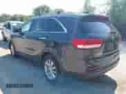 2016 Kia Sorento L with VIN 5XYPG4A30GG079541, listed as a IAAI auction lot 42945186 with 122,082 mi miles and . Bid and sale history available at DreamBid. Image 3.