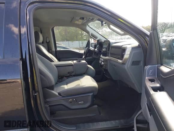 2021 Ford F-150 XL с VIN 1FTEW1EP6MFA43664, выставлен на аукционе IAAI как лот 43165471 с пробегом 106 083 миль миль и . История ставок и продаж доступна на DreamBid. Изображение 5.