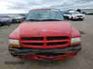 1998 Dodge Dakota SLT z VIN 1B7GL22X4WS573038, wystawiony jako Copart lot #44205935 z przebiegiem 126 293 mil mil oraz Czysty tytuł • Clean title. Historia ofert i sprzedaży dostępna na DreamBid. Obrazek 5.