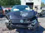 2019 Volkswagen Tiguan S с VIN 3VV0B7AX0KM164008, выставлен на аукционе IAAI как лот 42642748 с пробегом 83 764 миль миль и . История ставок и продаж доступна на DreamBid. Изображение 12.